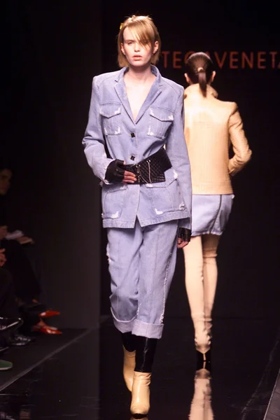 Look 6